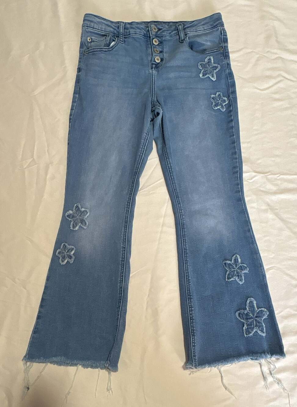 Thereabouts Mid-Rise Flare Jeans with Flower Appliques Girls’ Size 16.5 Plus